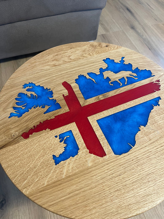 Epoxid Beistelltisch „Islandflagge“, blau rot 02