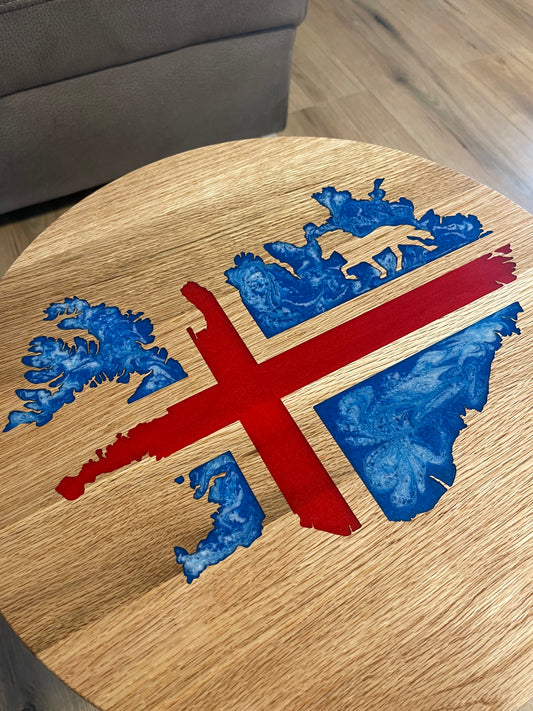 Epoxid Beistelltisch „Islandflagge“, blau weiß rot 01
