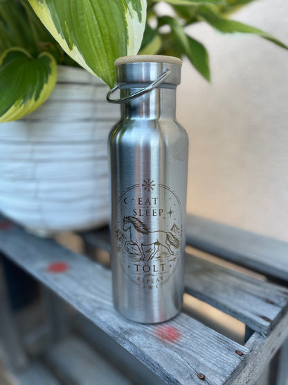 Isolierflasche aus Edelstahl mit Bambusdeckel "eat sleep tölt repeat“