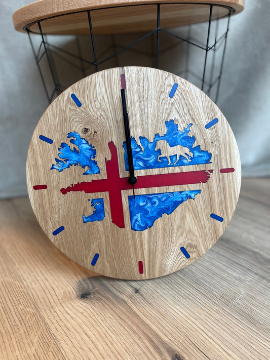 Epoxid Uhr "Islandflagge", blau weiß rot 01