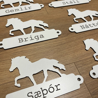 Individuelles Halfterschild, weiß