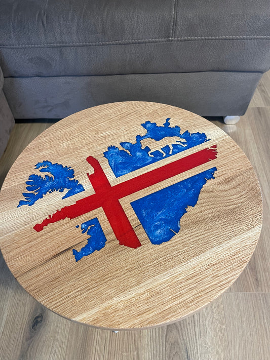 Epoxid Beistelltisch „Islandflagge“, blau weiß rot 03