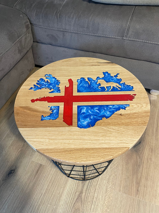 Epoxid Beistelltisch „Islandflagge“, blau weiß rot 05