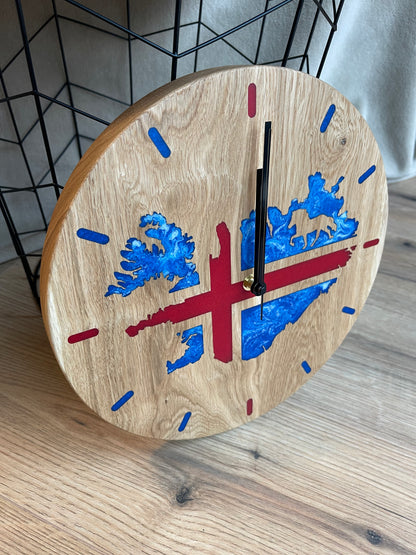 Epoxid Uhr "Islandflagge", blau weiß rot 02