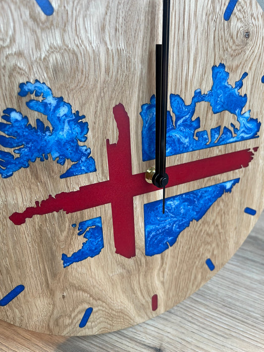 Epoxid Uhr "Islandflagge", blau weiß rot 02