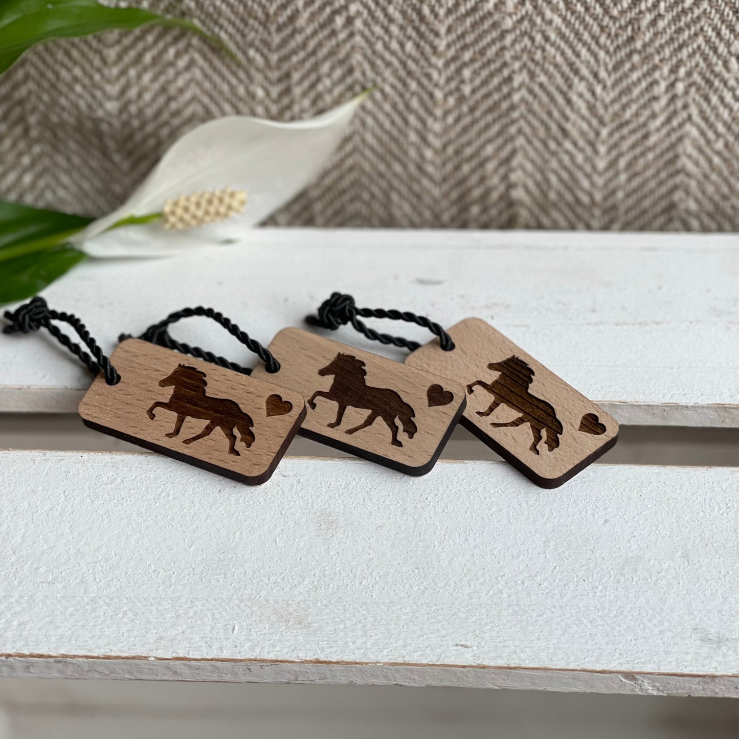 Schlüsselanhänger "Tölter" aus Holz