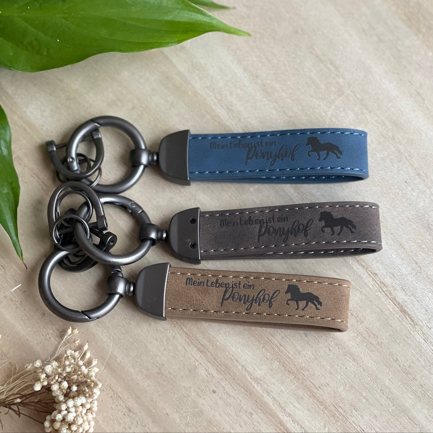 Schlüsselanhänger aus Kunstleder