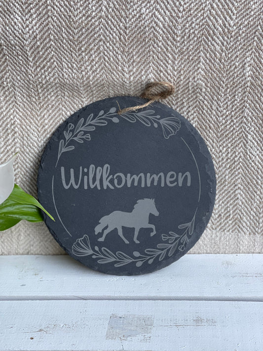 Schieferschild "Herzlich Willkommen" mit Tölter, rund