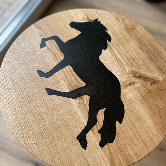 Epoxid Beistelltisch „Tölter groß“, schwarz mit Goldpartikel