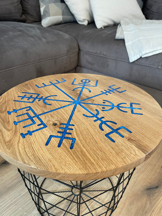 Epoxid Beistelltisch „Vegvísir", blau weiß