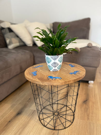 Epoxid Beistelltisch „Tölter", blau weiß 02