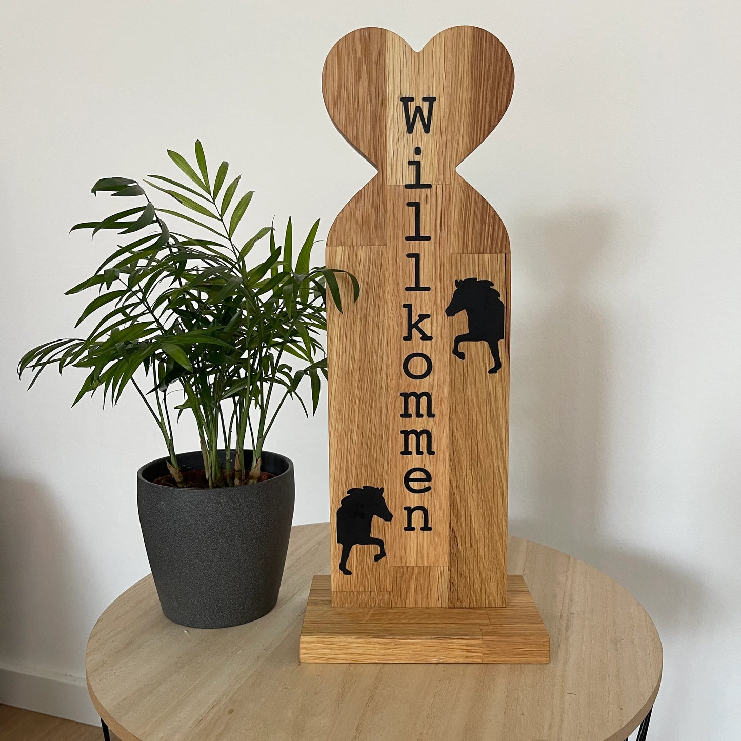 Epoxid-Stele "Willkommen & Herz", schwarz