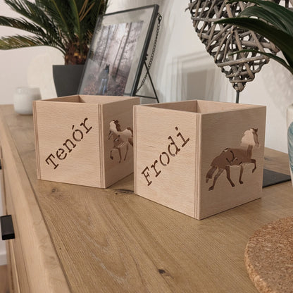 Individuelles Windlicht aus Holz